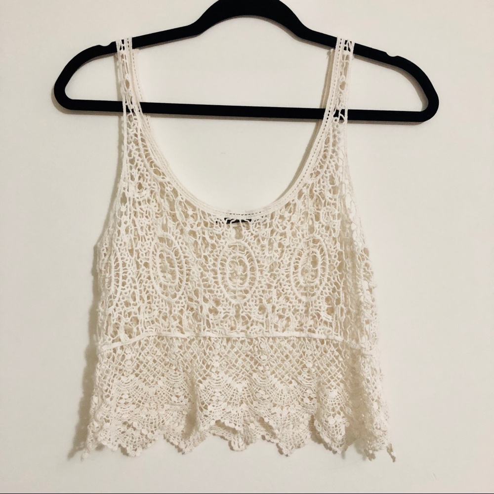 3for25 URBAN OUTFITTERS// crochet festive top